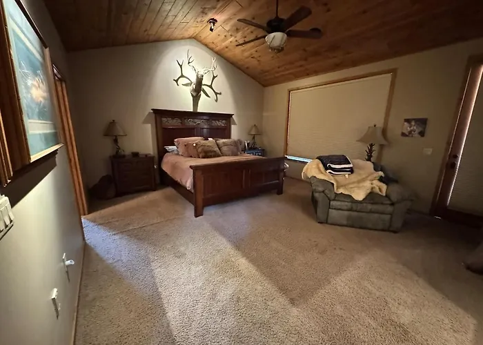 Torreon Getaway On The Greens With Hot Tub, 4 Bedrooms, Sleeps 10 *